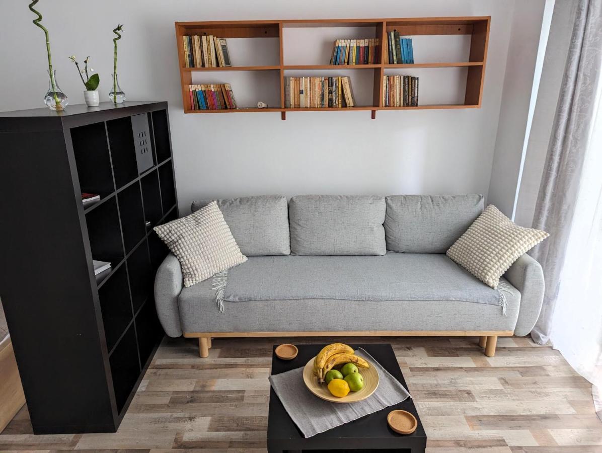 Sebastian Studio Apartment Bucharest Exterior photo
