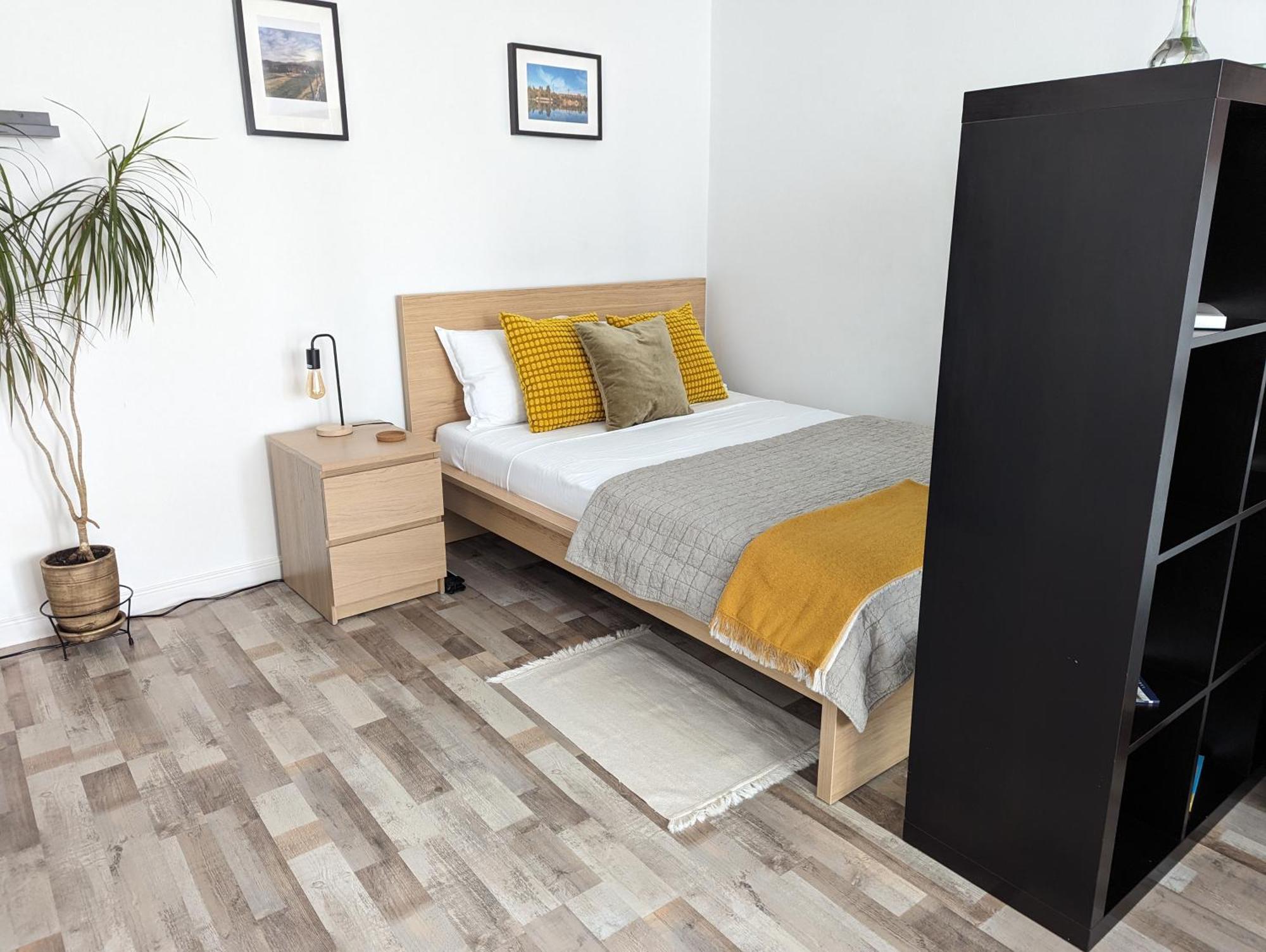 Sebastian Studio Apartment Bucharest Exterior photo